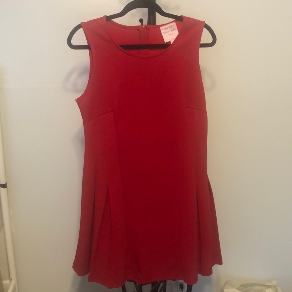 Evening dress red